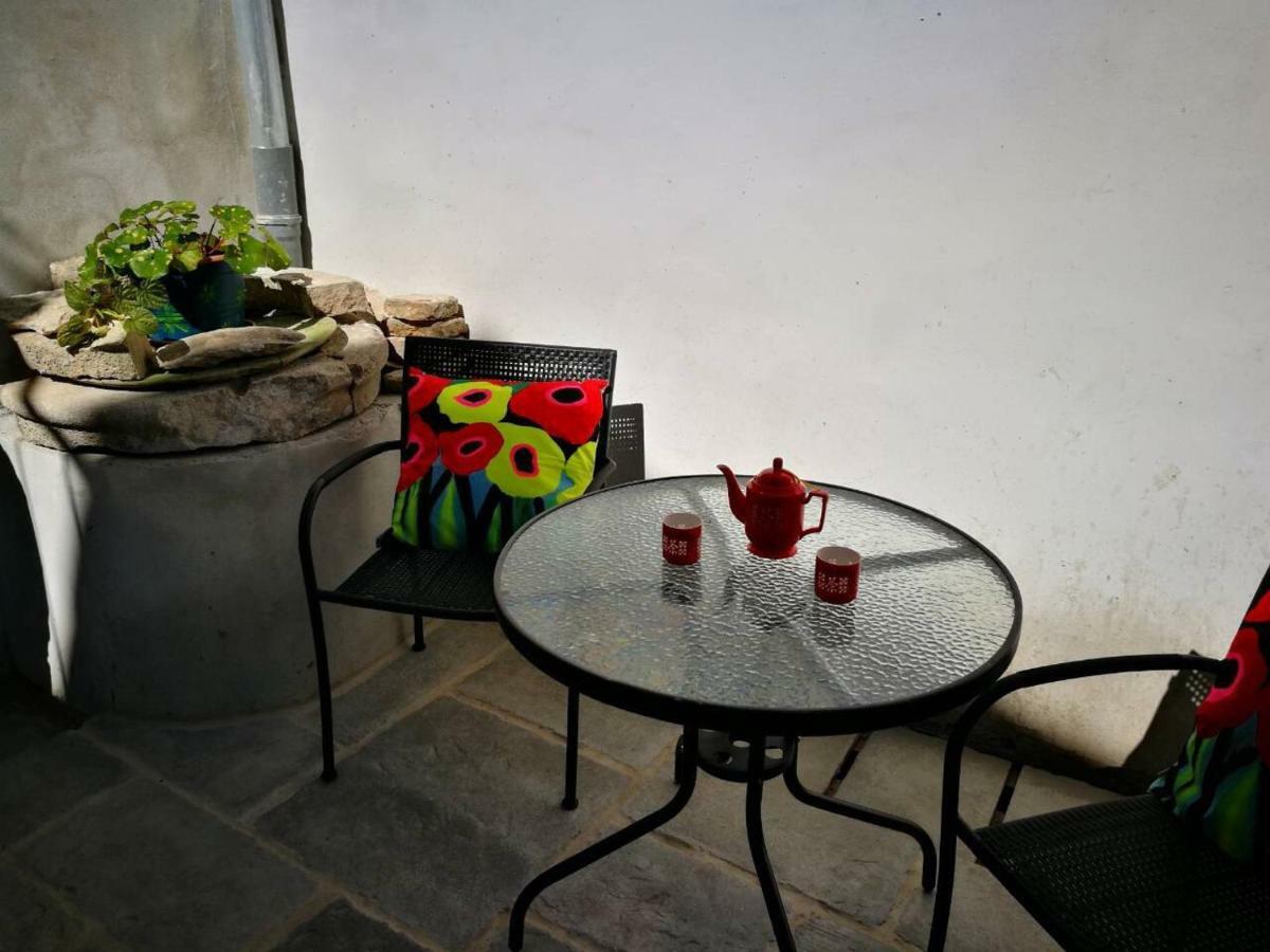Cres Art Studio Lime Apartment Εξωτερικό φωτογραφία