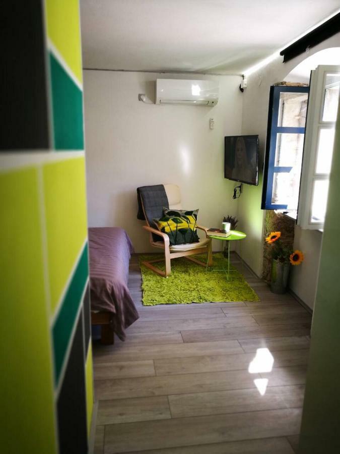 Cres Art Studio Lime Apartment Εξωτερικό φωτογραφία