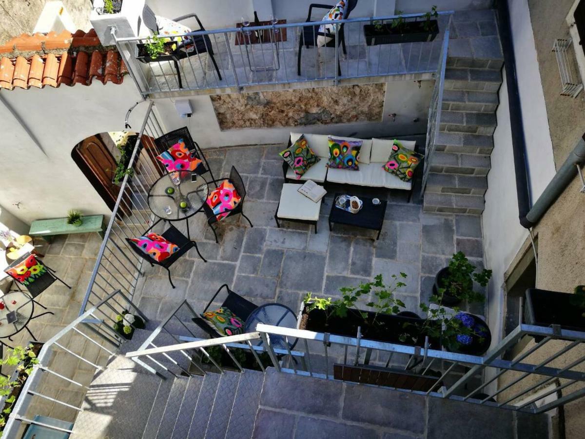 Cres Art Studio Lime Apartment Εξωτερικό φωτογραφία